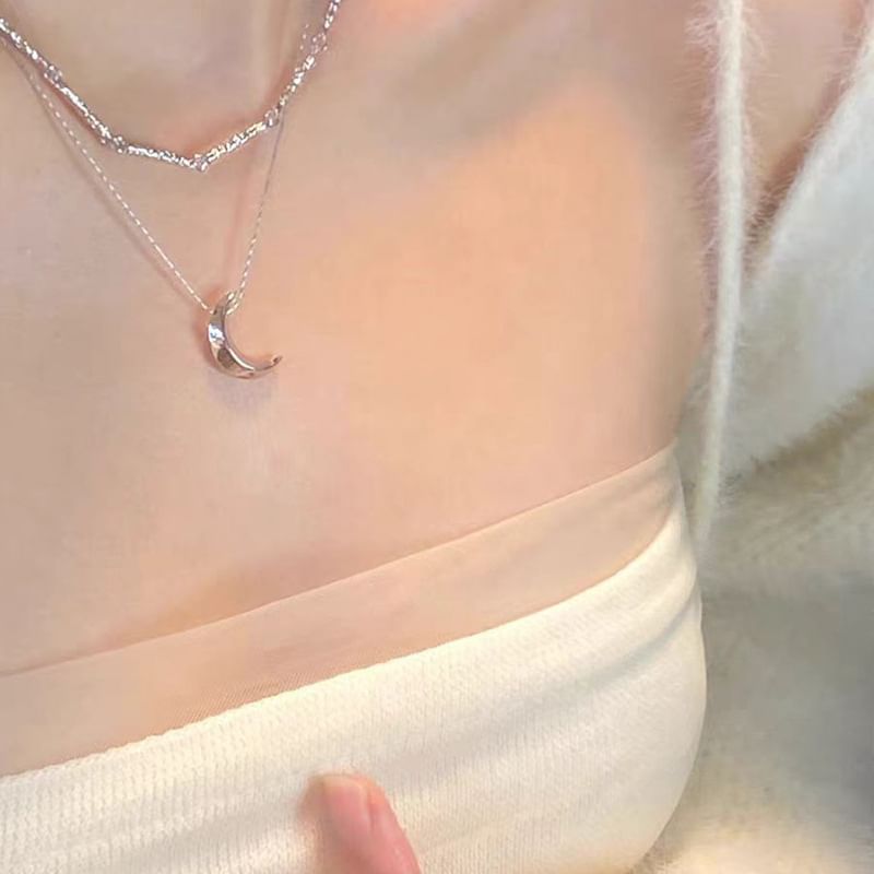 / Moon Heart Necklace Pendant