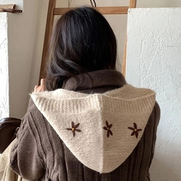 Knit Hat Bonnet Embroidered Floral