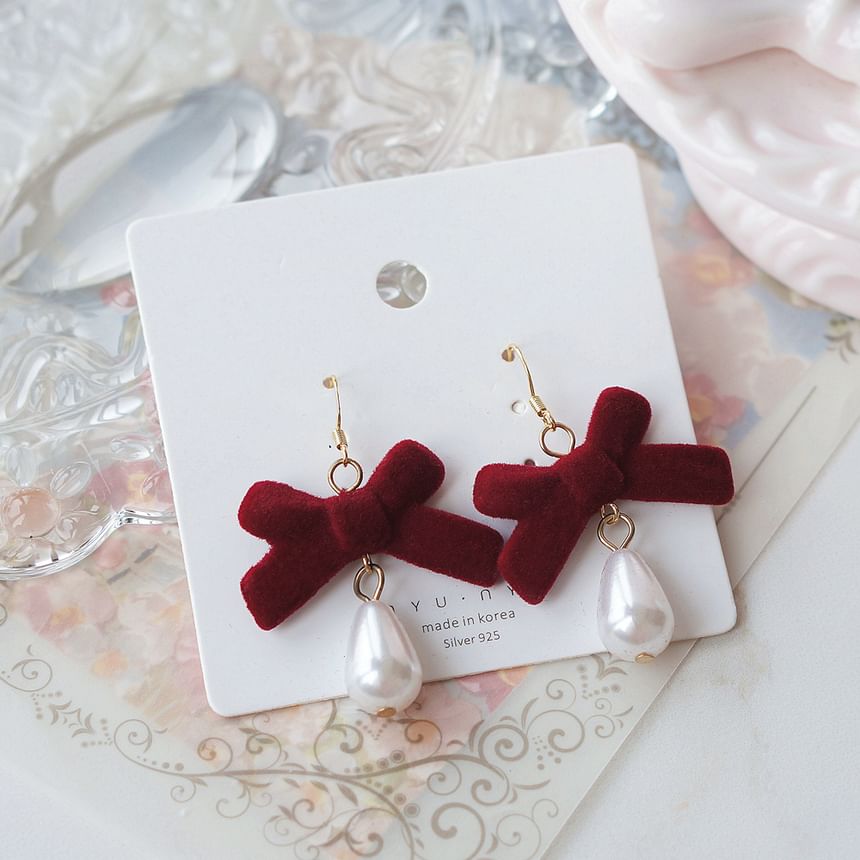 Clip-On / Pearl Bow Hook Faux Drop Earring