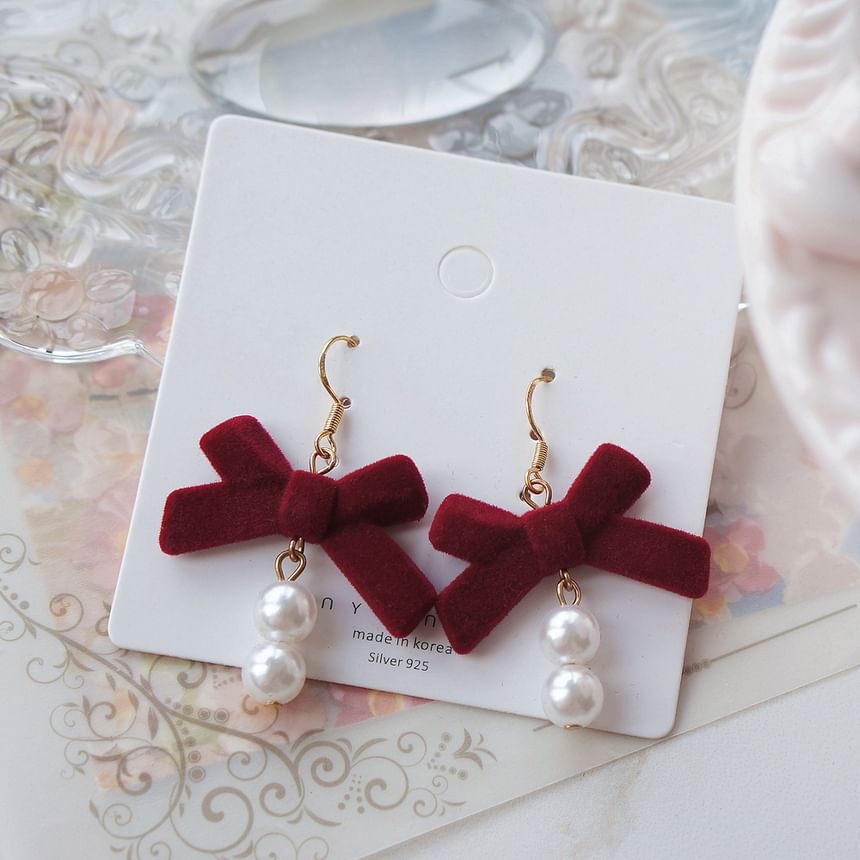 Clip-On / Pearl Bow Hook Faux Drop Earring