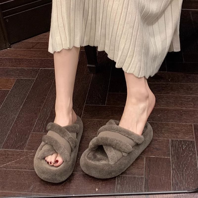 Plain Fleece Cross Band Slide Sandals