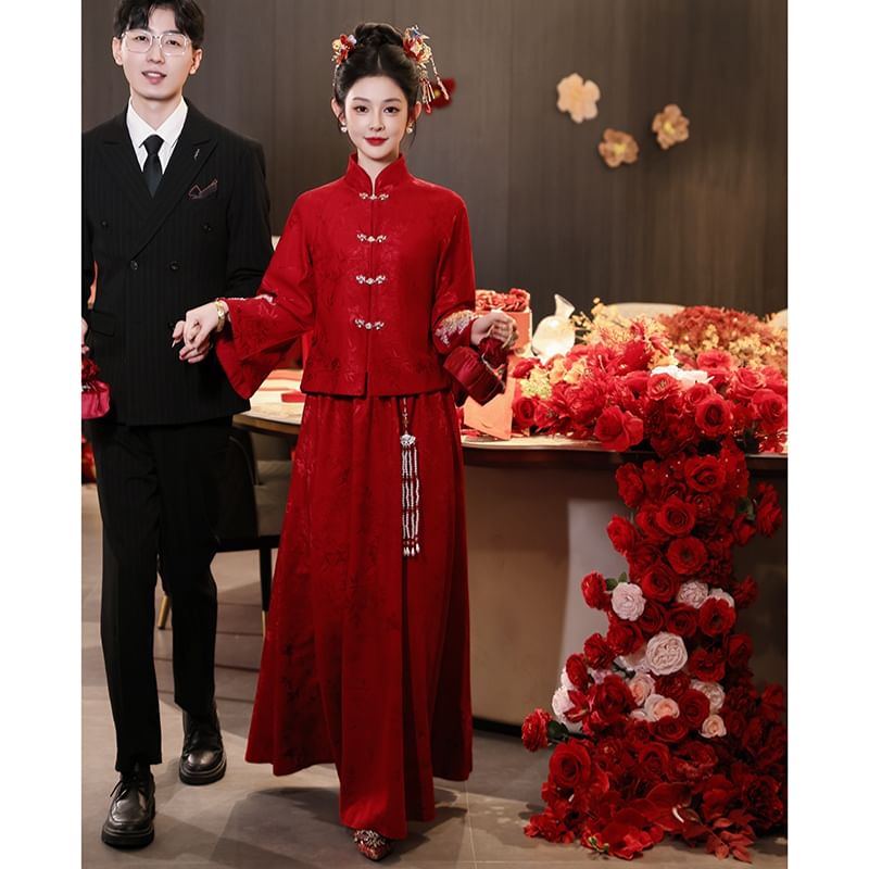 Long-Sleeve Embroidered Chinese Wedding Set