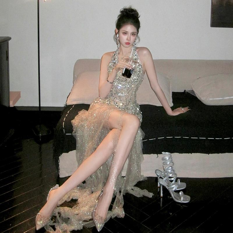 Sleeveless Halter Neck Sequined Maxi Evening Dress