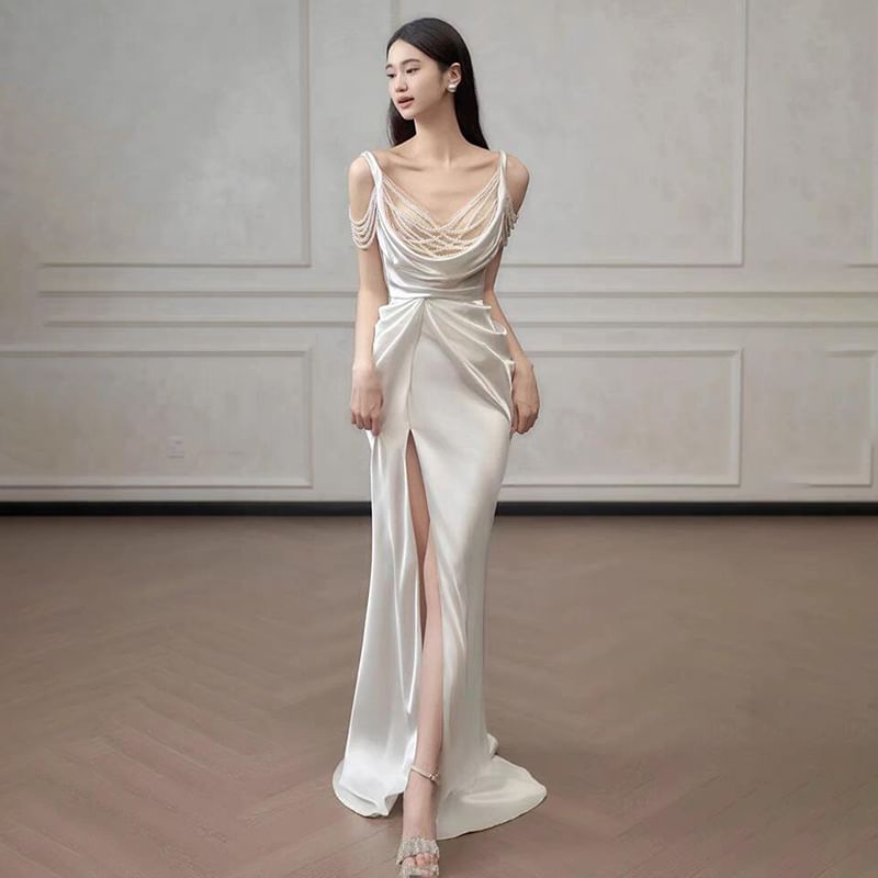 Sleeveless Ruched Scoop Neck Slit Evening Plain Gown Sheath
