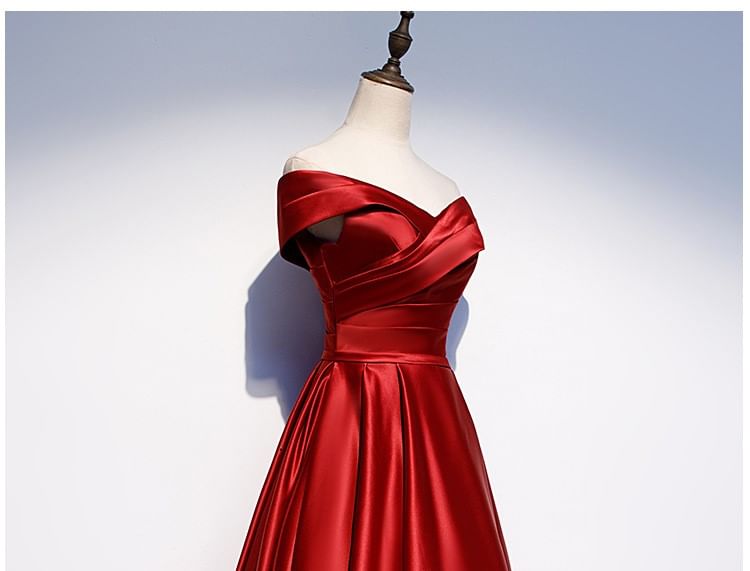 Evening Plain Off-Shoulder Gown A-Line