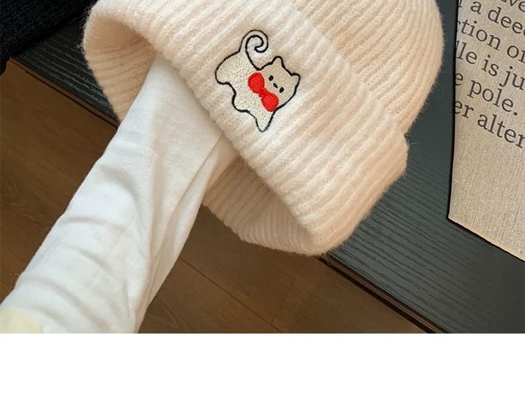 Beanie Cat Knit Embroidered