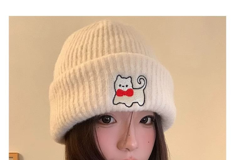 Beanie Cat Knit Embroidered