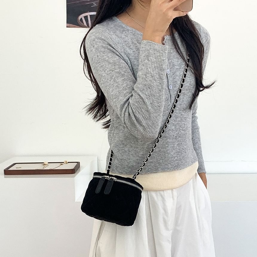 Velvet Chain Strap Quilted Bag Crossbody