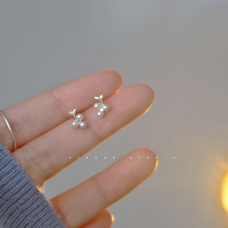 Faux Pearl Sterling Earring Silver Stud S925