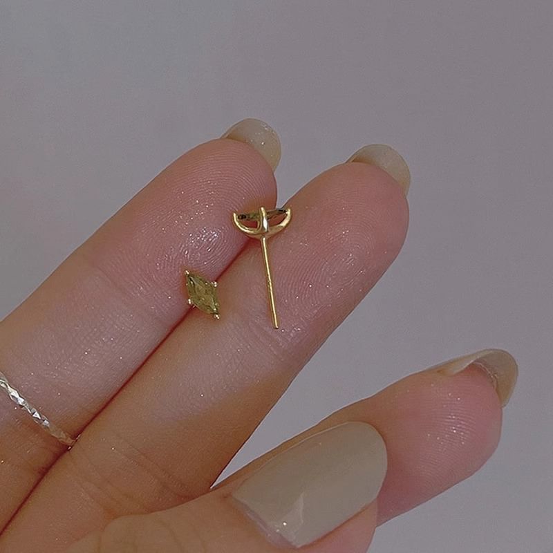 Stud Rhinestone Alloy Earring