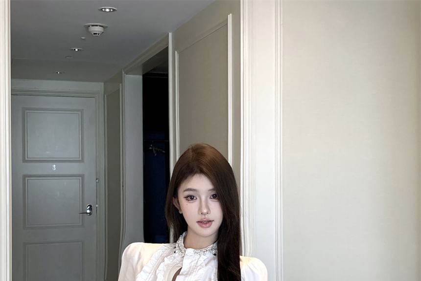 Plain Long-Sleeve Ruffle Crop Shirt