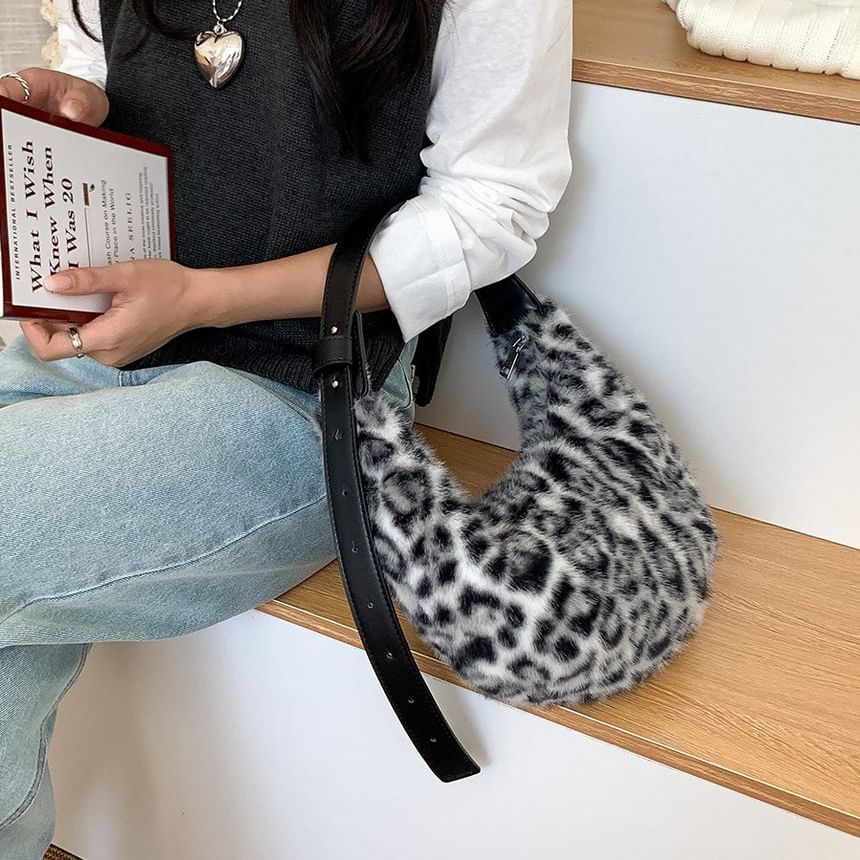 Print Leopard Fluffy Shoulder Bag