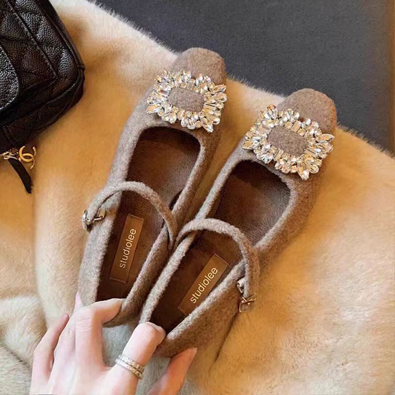 Rhinestone Jane Mary Chunky Heel Accent Pumps