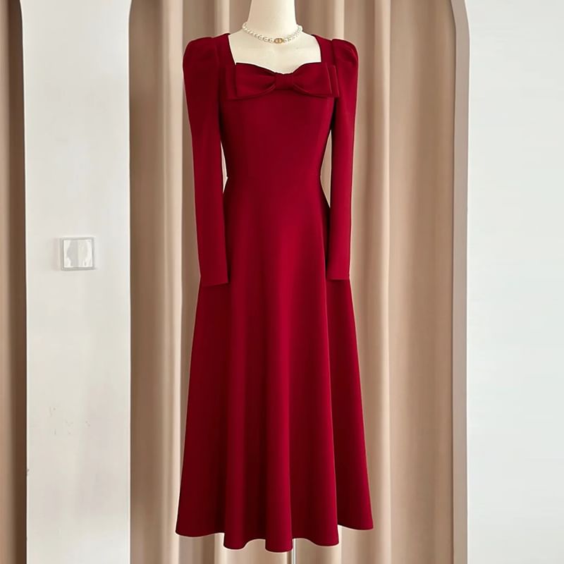 Plain Evening Long-Sleeve Square-Neck Gown Bow A-Line