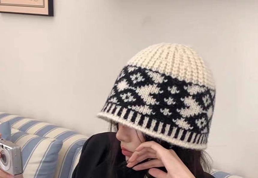 Knit Jacquard Beanie Diamond