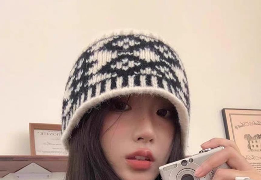 Knit Jacquard Beanie Diamond