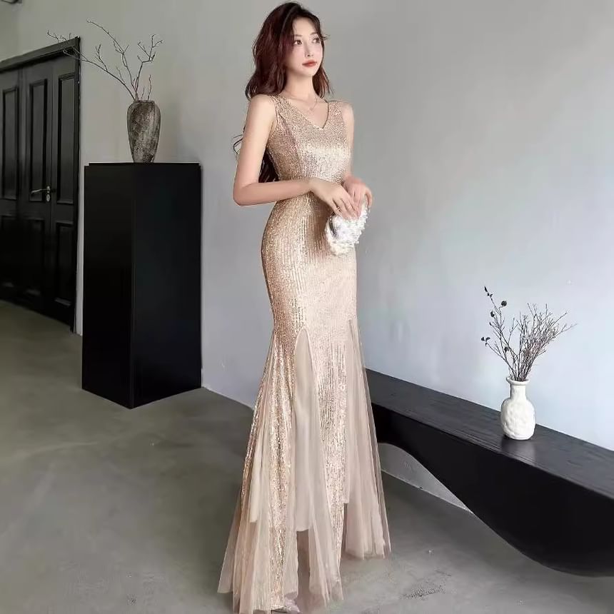 Evening Sequined V-Neck Sleeveless Mermaid Gown