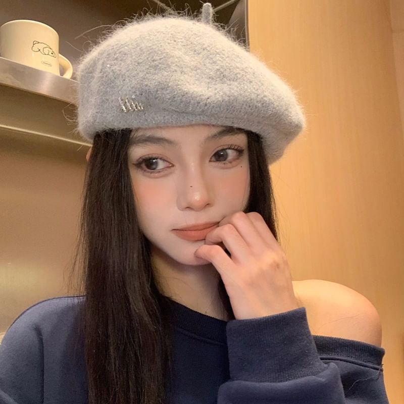 Knit Accent Rhinestone Beret