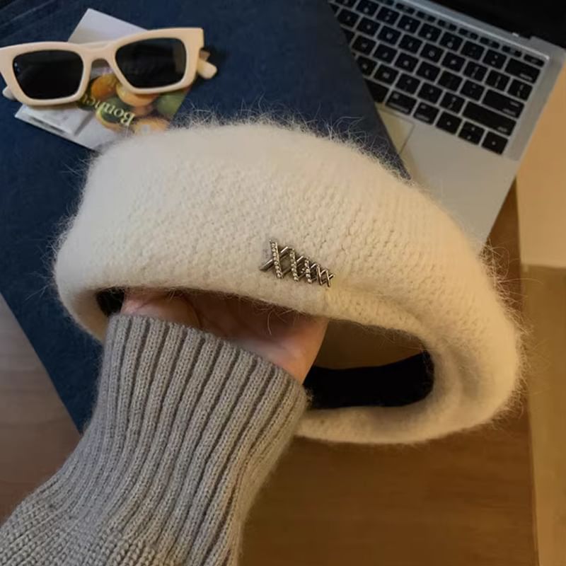 Knit Accent Rhinestone Beret