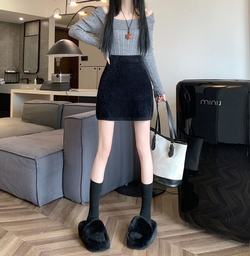 Skirt Pencil High Rise Plain Fluffy Mini