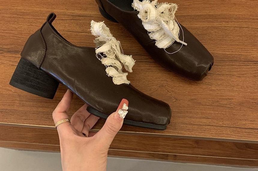 Pumps Square Lace Block Heel Up Toe