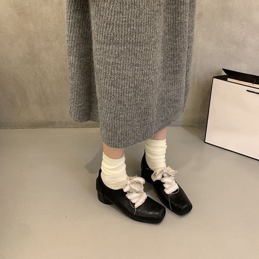 Pumps Square Lace Block Heel Up Toe