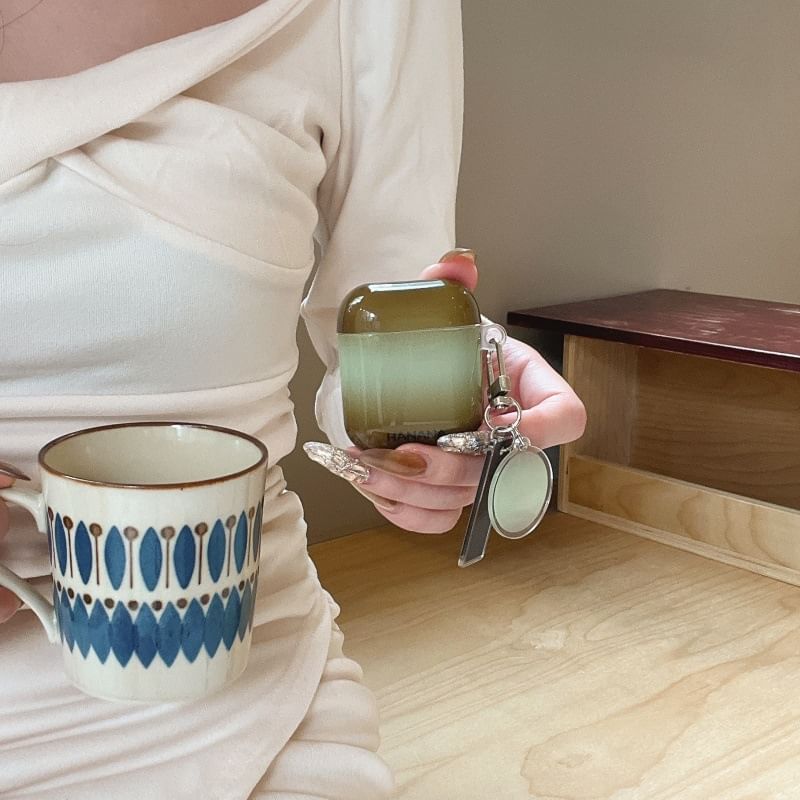 AirPods Earphone with Case / Gradient Charm Pro Skin