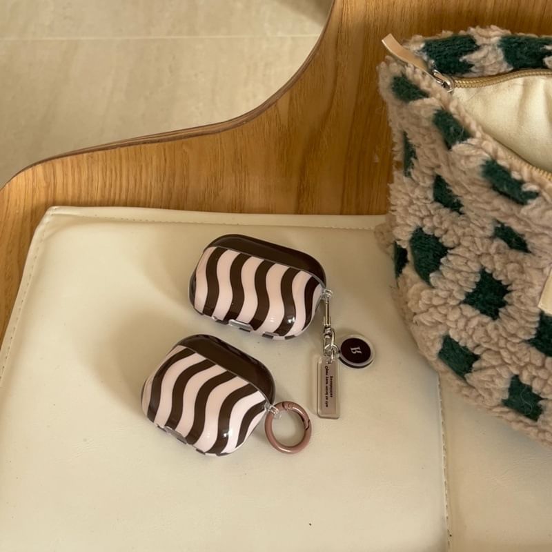 Case AirPods / Set Earphone Skin Wavy Charm Pro