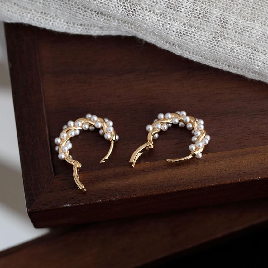 Hoop Faux Pearl Earring