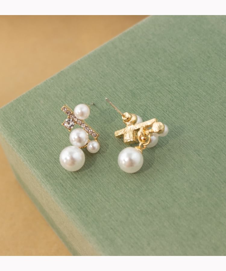 Pearl Earring Rhinestone Clip / Faux Drop On