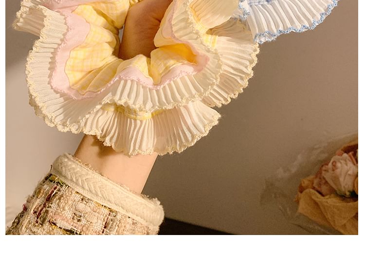 Plaid Scrunchie Pleated Panel