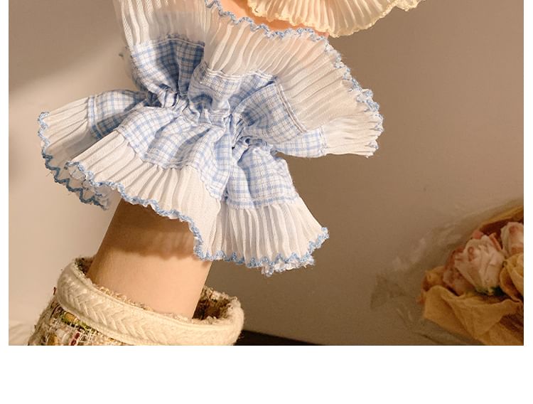 Plaid Scrunchie Pleated Panel