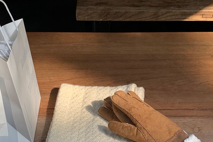 Plain Faux Trim Suede Gloves Fluffy