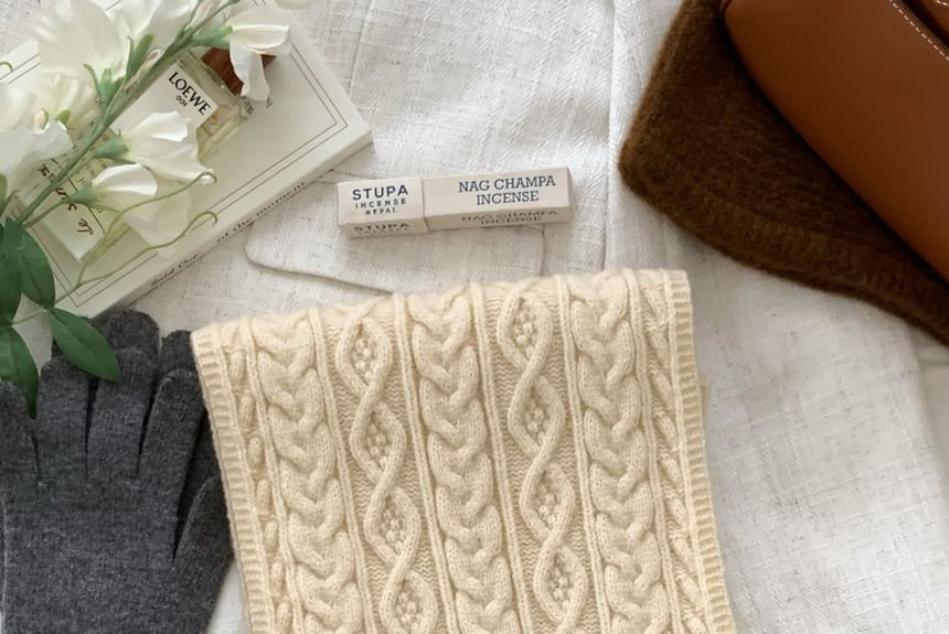 Plain Scarf Cable-Knit