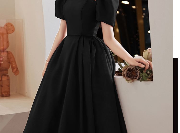 Square Evening Maxi Gown A-Line Neck Sleeve Plain Puff