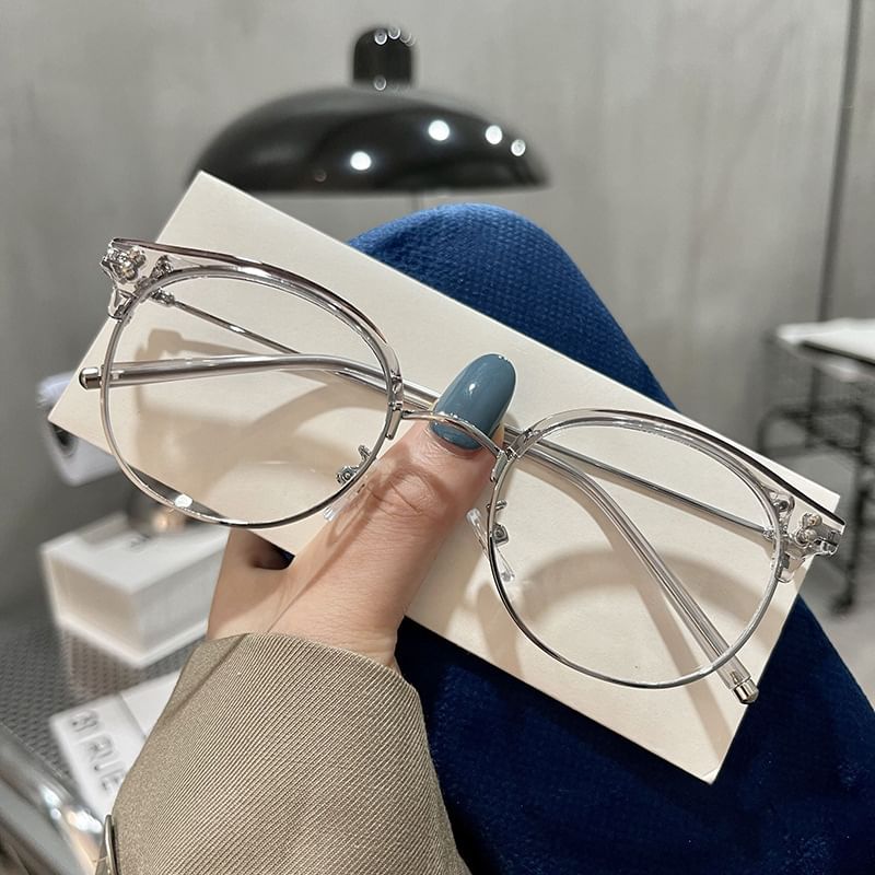 Thin Round Frame Eyeglasses