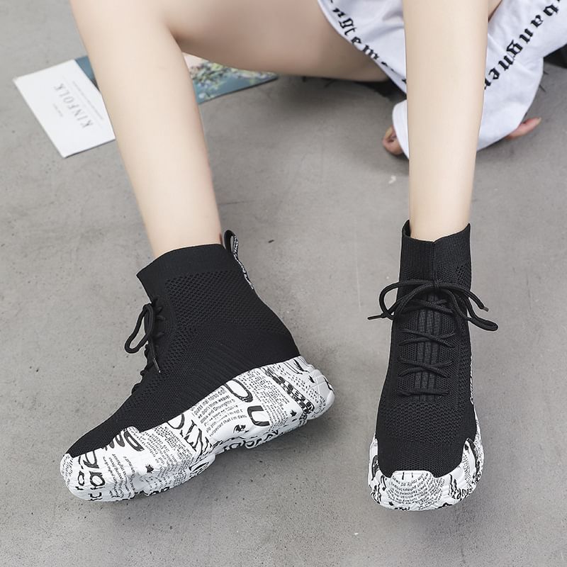 Short Printed Boots Lace-Up Platform