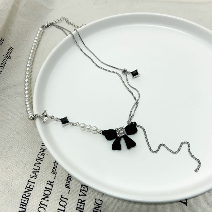 Bow Lariat Rhinestone Faux Pearl Necklace