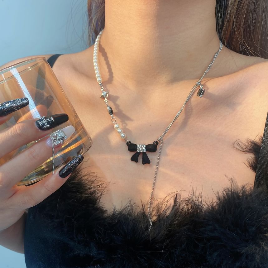 Bow Lariat Rhinestone Faux Pearl Necklace
