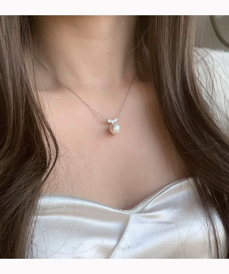 Pendant Pearl Faux Necklace Star Rhinestone /