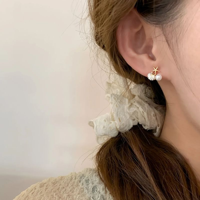 Asymmetrical Stud Shell Rhinestone Earring Faux Clip / On Pearl