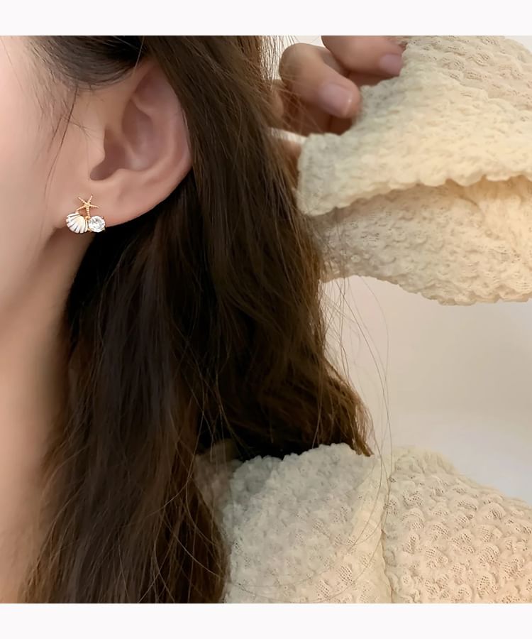 Asymmetrical Stud Shell Rhinestone Earring Faux Clip / On Pearl