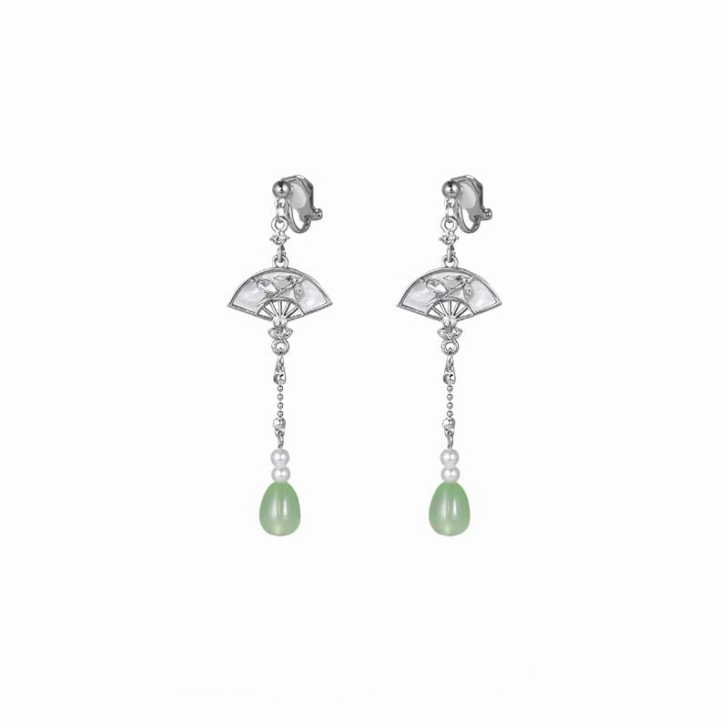 Fan On Drop / Earring Faux Clip Jade
