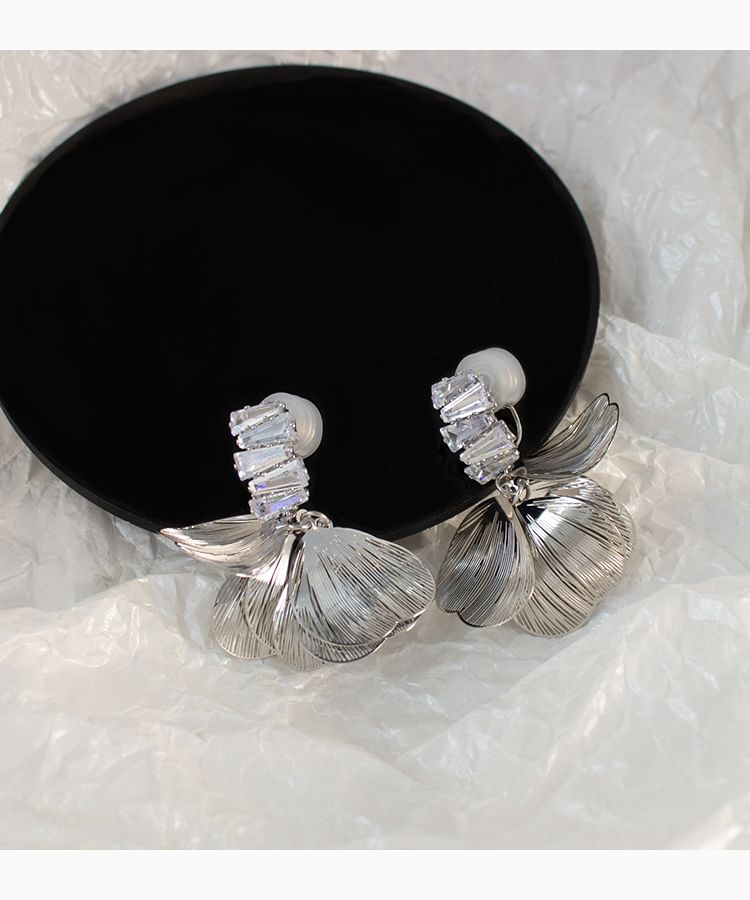 Clip / Rhinestone Petal On Earring Drop