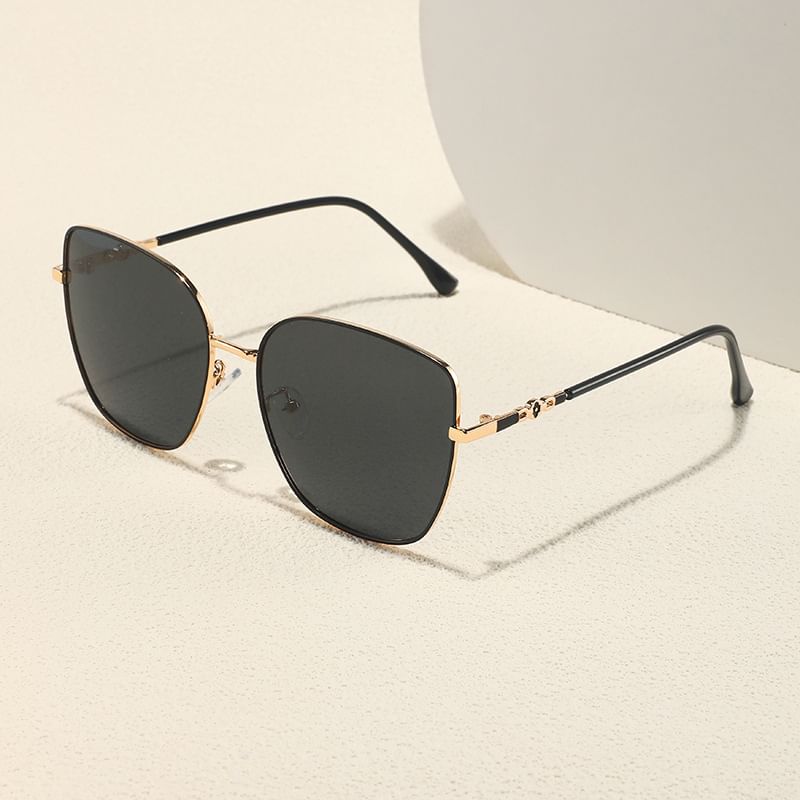 Oversized Sunglasses Square