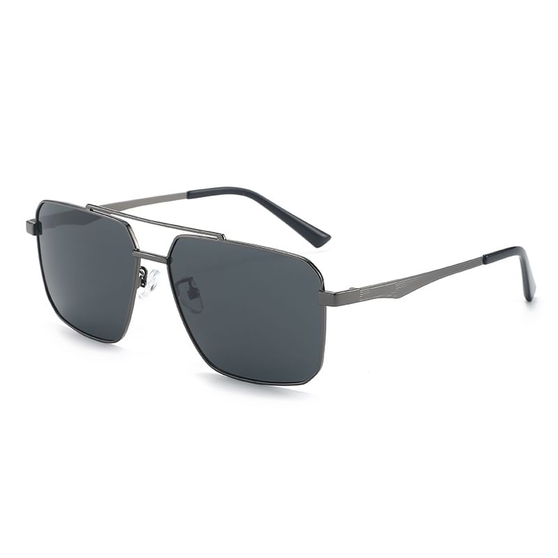 Metal Aviator Sunglasses