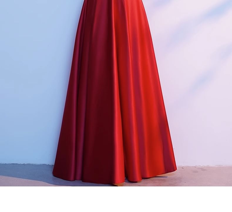 Embroidered A-Line 3/4-Sleeve Gown Evening V-Neck