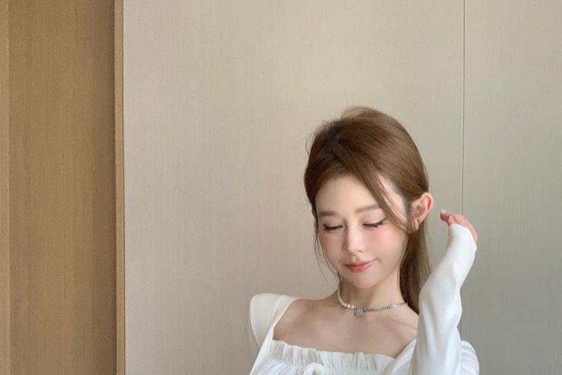 Shirred Crop Square-Neck Top Long-Sleeve Plain