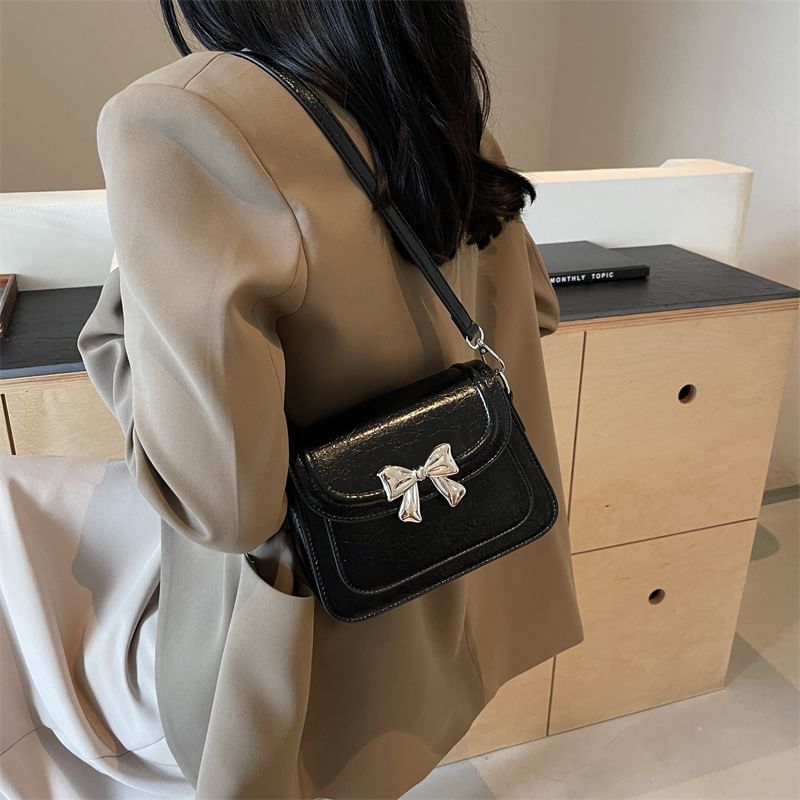 Crossbody Bag Bow Accent Flap