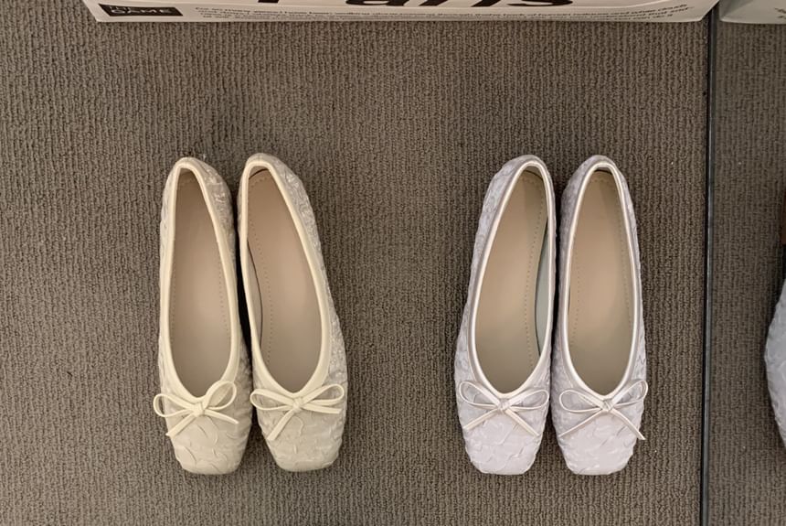 Bow Flats Square-Toe
